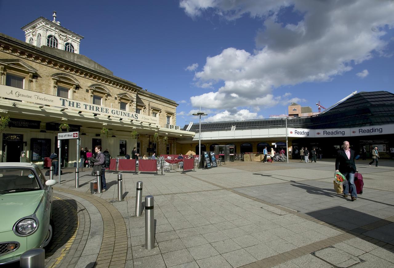 Chatham Place By Esa * Reading
